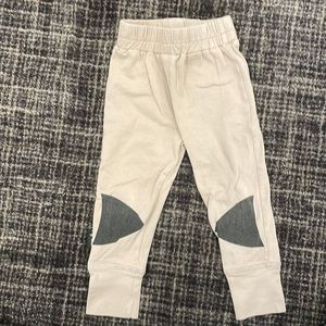 Moi 2 piece Beige baby set